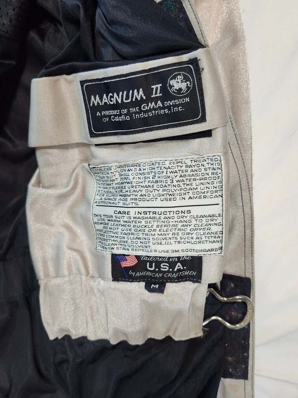Magnum II Silver Space Suit Jacket and Pants Set Size M - Picture 4 of 7